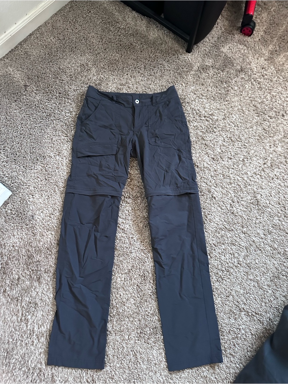Columbia Women's Convertible Cargo Pants in Charcoal Gray